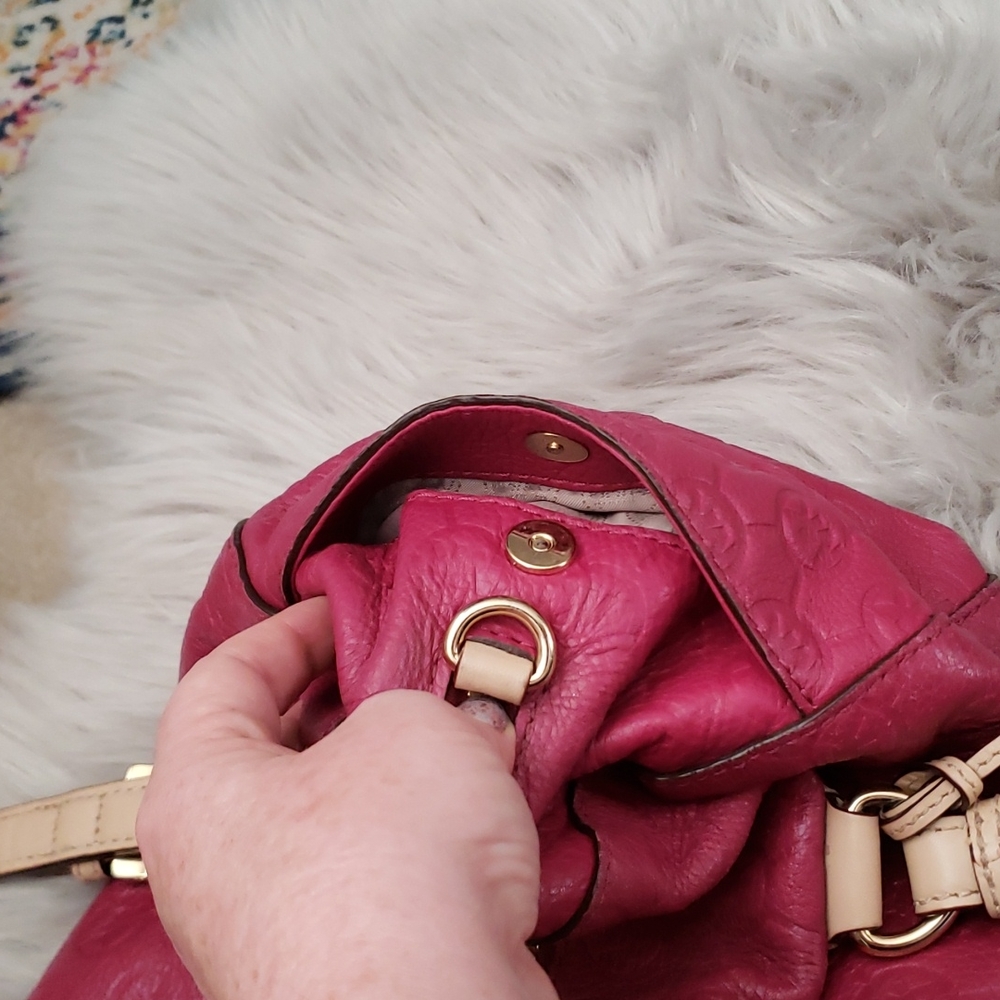 Michael Kors Grayson in Peony - Picture 10 of 16